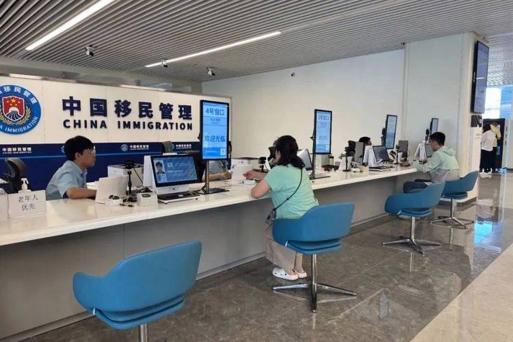 助力暑期出行,石景山公安出入境延時(shí)服務(wù)開啟